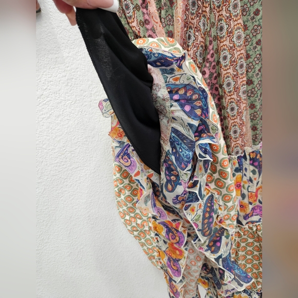 POL Boho Wide-Leg Palazzo Patchwork Pants - Beige, Green & Multicolor - Picture 4 of 7